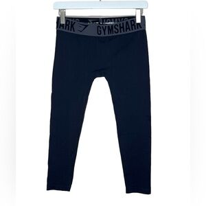 GYMSHARK‎ Black Capri Leggings